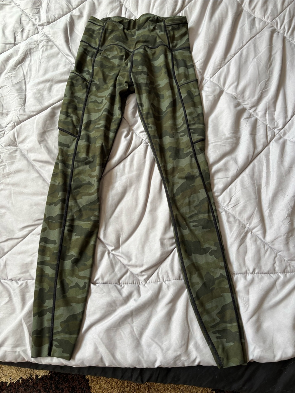 Women’s Camo Active Leggings - Olive Green